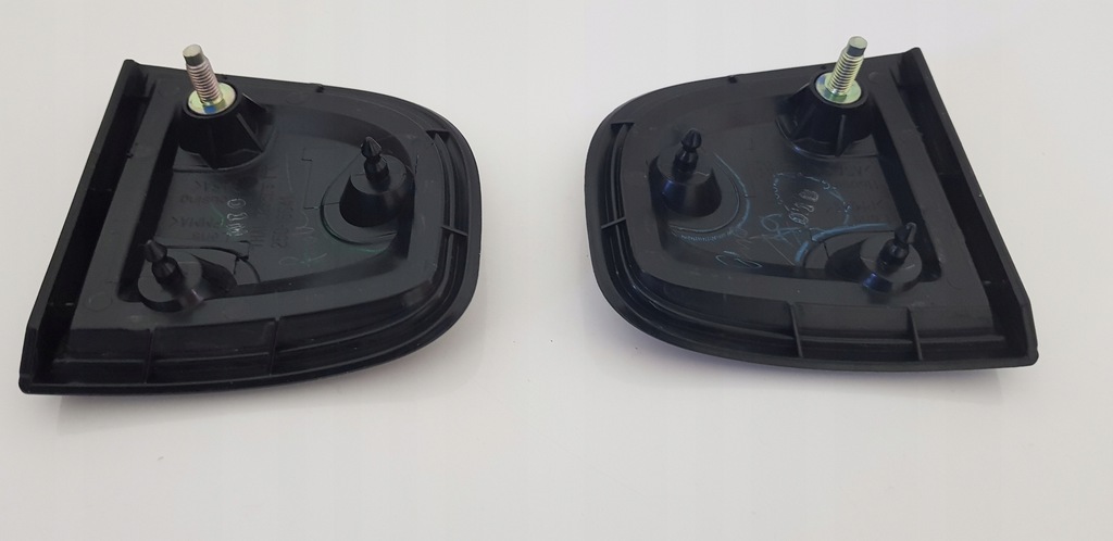 фото №7, Mitsubishi l200 250-16641 отражатель бампера левый