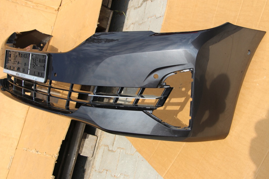 Bmw 3 g30 g31 lci рестайлинг  решётка средняя бампера перед блеск 2021-2024 Цена