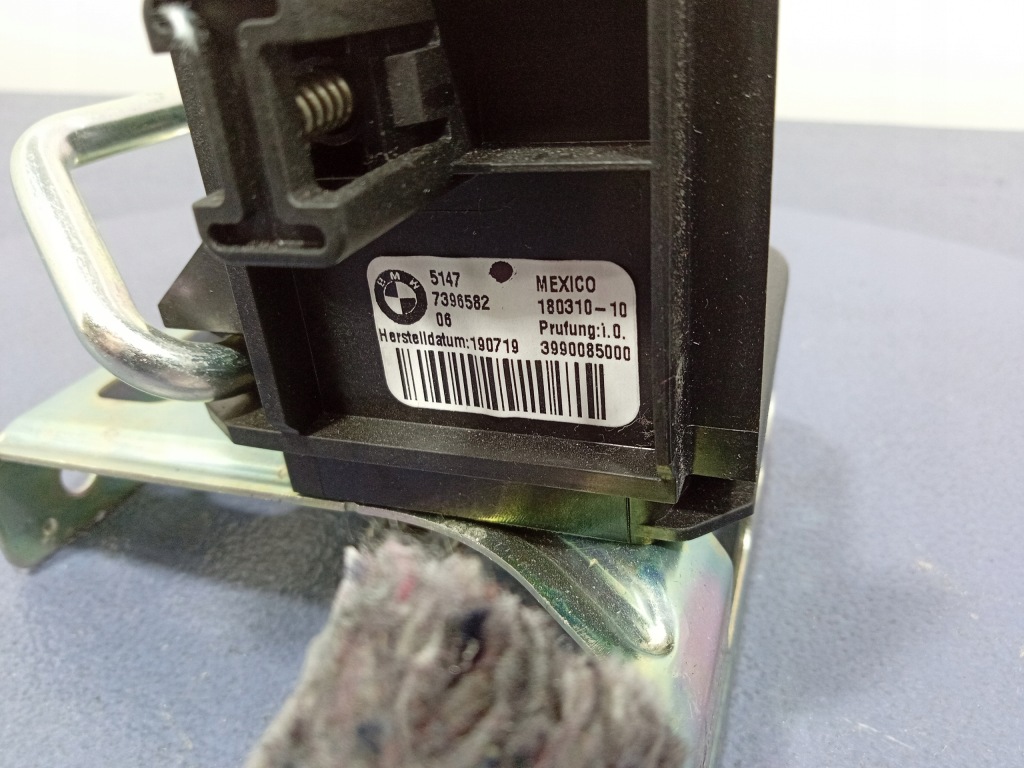 фото №5, Bmw x3 g01 x3m f97 кронштейн шторка багажника правое 7396582