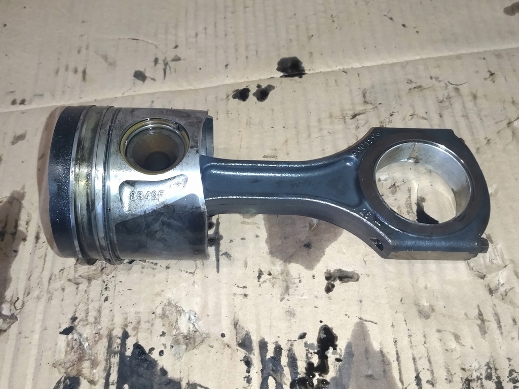 фото №1, Поршень - mercedes 2.2 cdi | 8349f / 65100