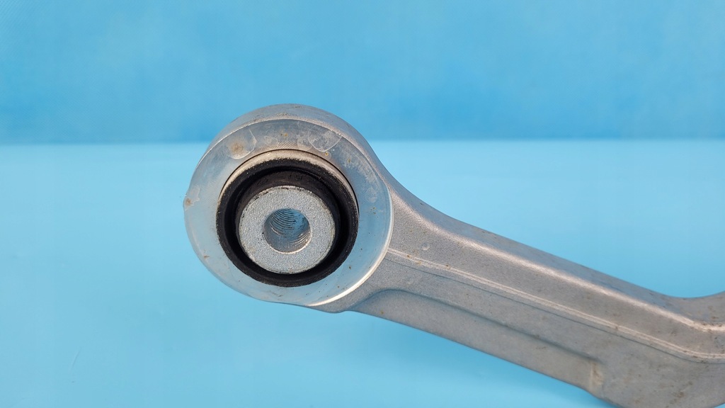 фото №10, Mercedes w206 рычаг тяга поперечный правый/левый задняя a2063520500