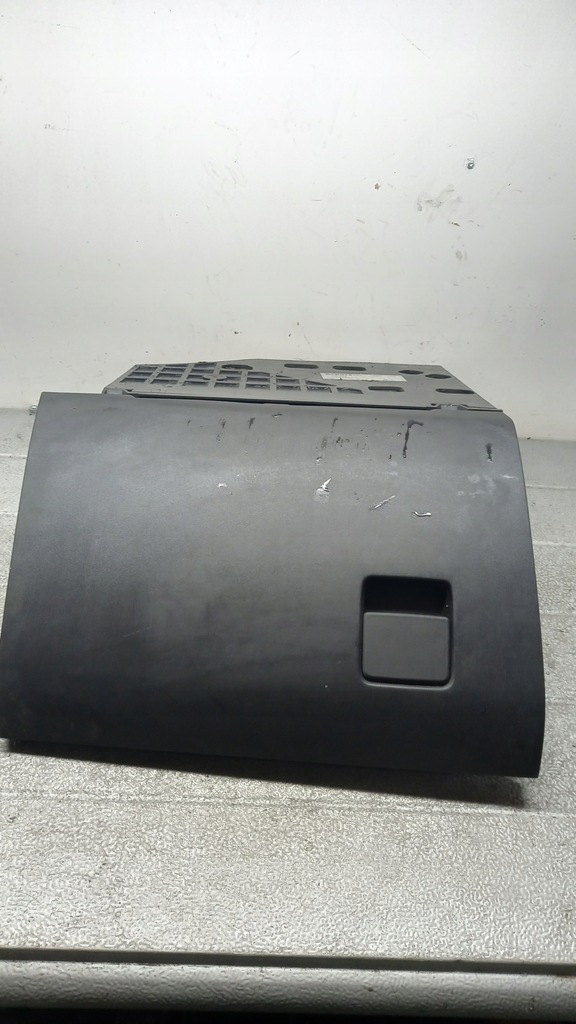 фото №1, Бардачок opel vectra c 2.2b 06r kombi lift