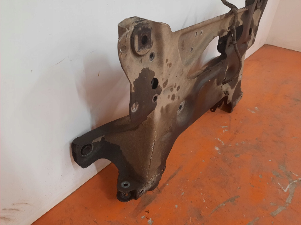 фото №7, Citroen c5 i 01-04 2.0mt 140km подрамник подрамник подрамник ew10d