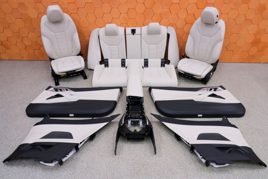 фото №1, Bmw 4 g22 салон сиденья individual кожа merino elfenbeinweiss harman