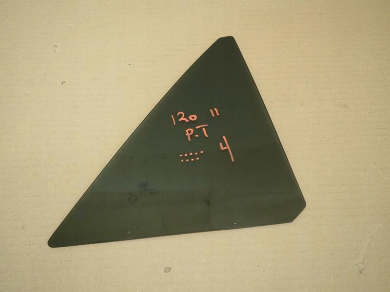 фото №1, Стекло треугольное малый правый задняя hyundai i20 ii