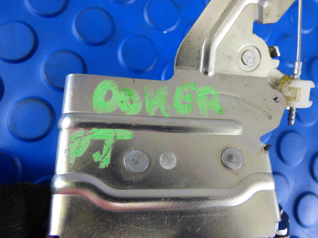 фото №5, Замок двері розсувних правий dacia dokker