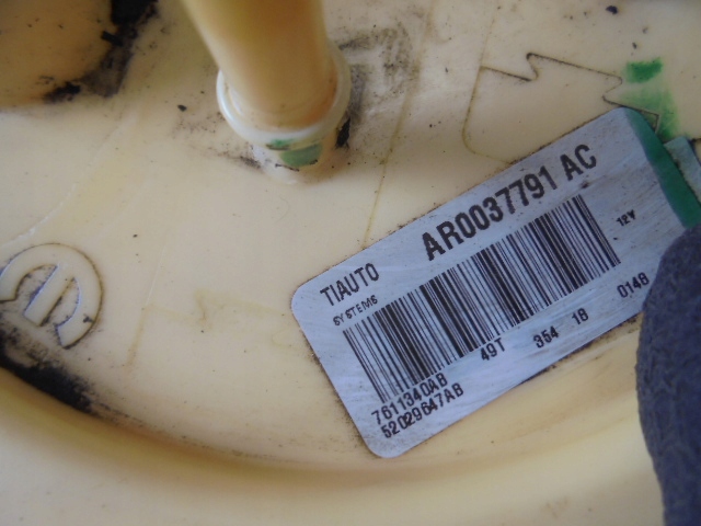 фото №4, Насос топлива jeep compass ii 1.6 d 2018 rok