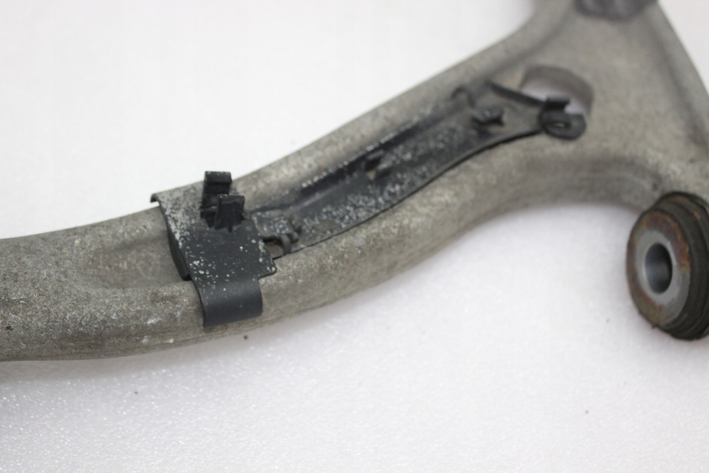 фото №9, Mercedes a klasa w176 рычаг левый перед передний a2463304700