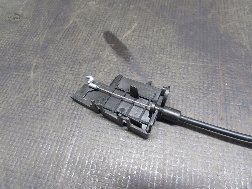 фото №6, Трос замка правый перед kia venga 09-15r