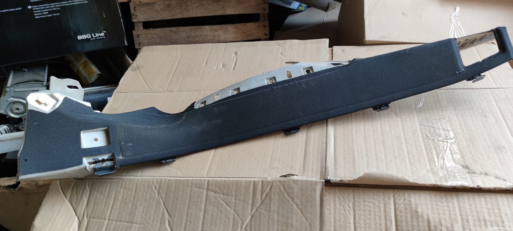 фото №1, Защита стойка сиденье левый задняя mercedes w212 kombi