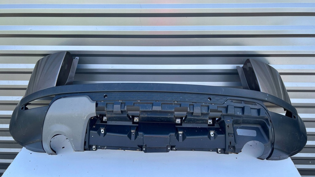 фото №1, Land rover range rover evoque l538 бампер задняя задний bj3217d781