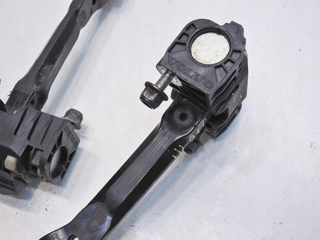 фото №7, Обмежувач двері задня volvo v70 iii 31217754