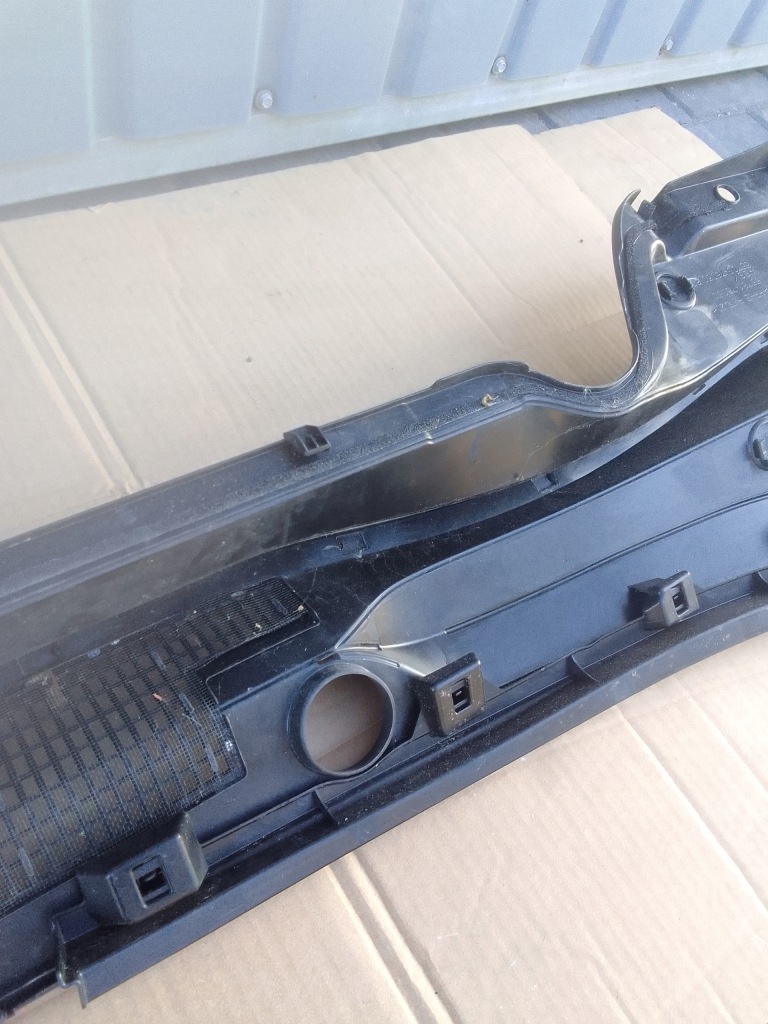 фото №13, Lexus ux 250h 20- жабо пластиковый 55708-76050/60 usa