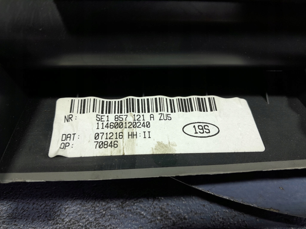 фото №5, Skoda octavia iii бардачок пассажира eu 5e1857121a