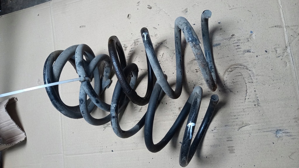 фото №1, Пружины задняя volvo s60 2.4b 01r sedan