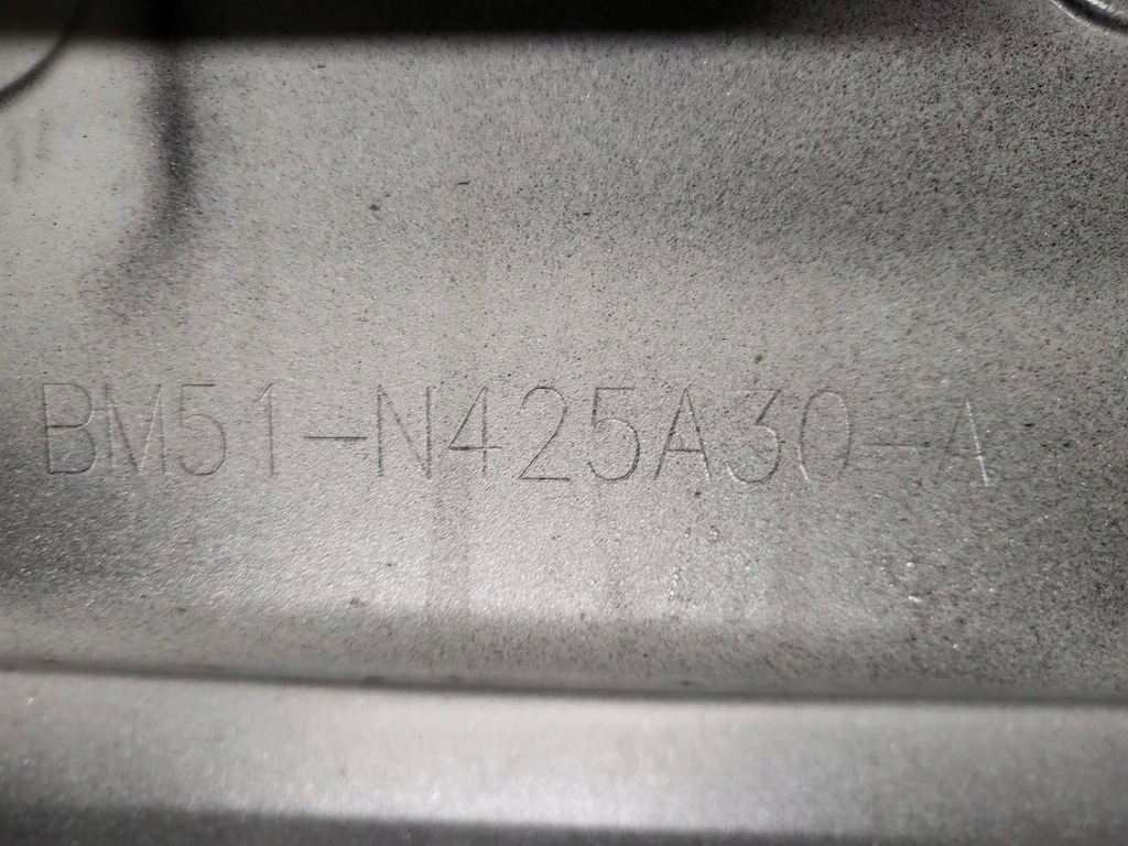 фото №8, Ford focus mk3 накладка пластик кришки задній oryg