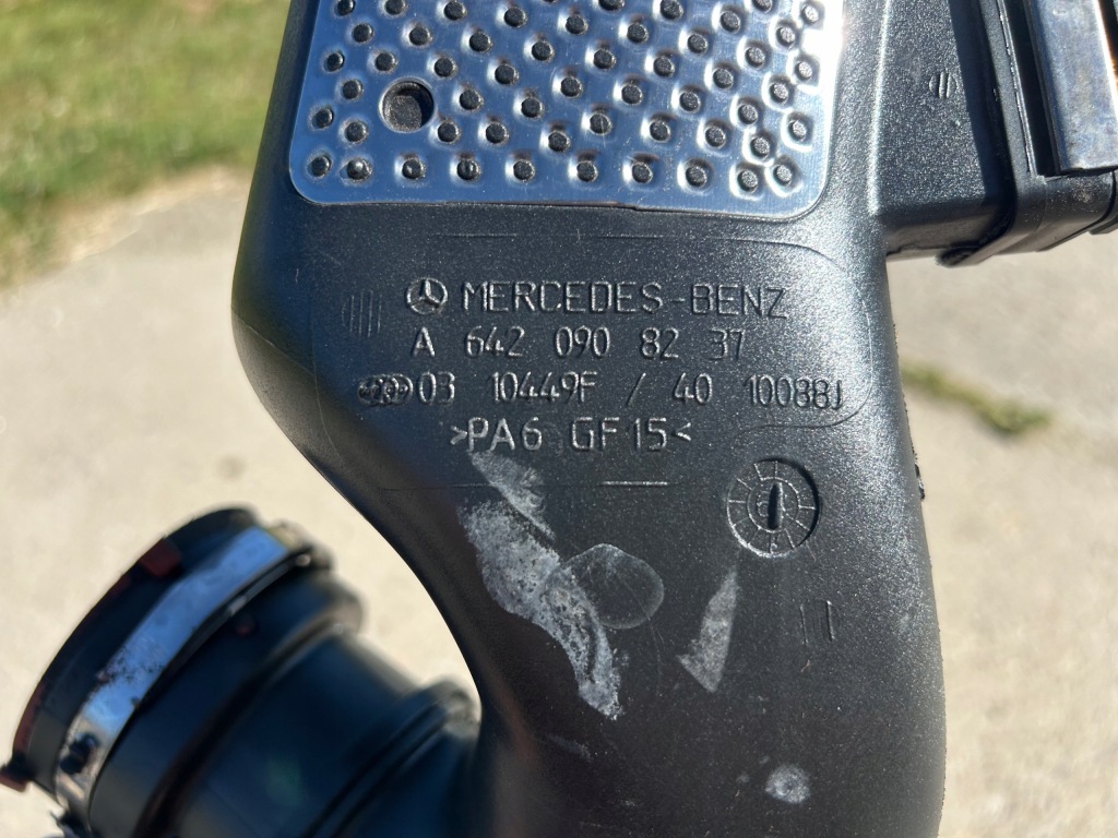 W251 w164 w221 w211 cls 219 3.0 cdi расходомер труба воздухозаборник a6421508237 в Украине