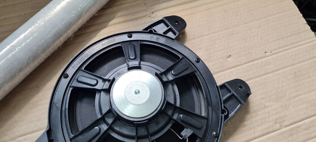 фото №11, A4 b9 8w динамик басовый сабвуфер 8w5035412