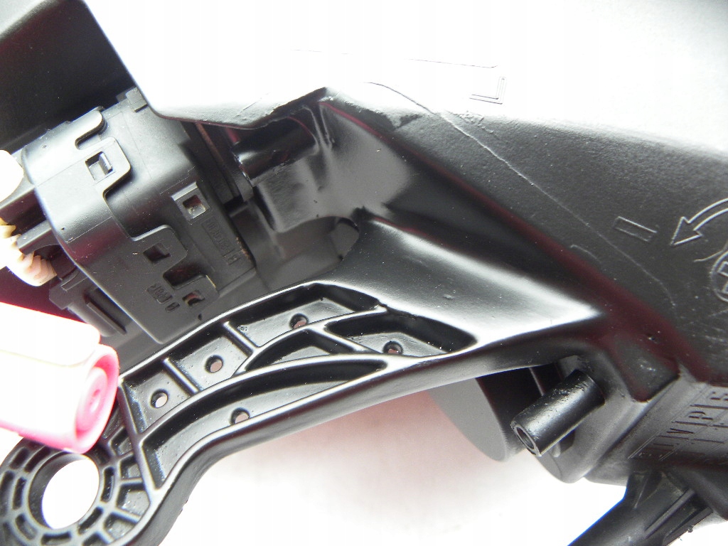 фото №12, Renault kadjar 2016 rok перед капот лампа левая full-led