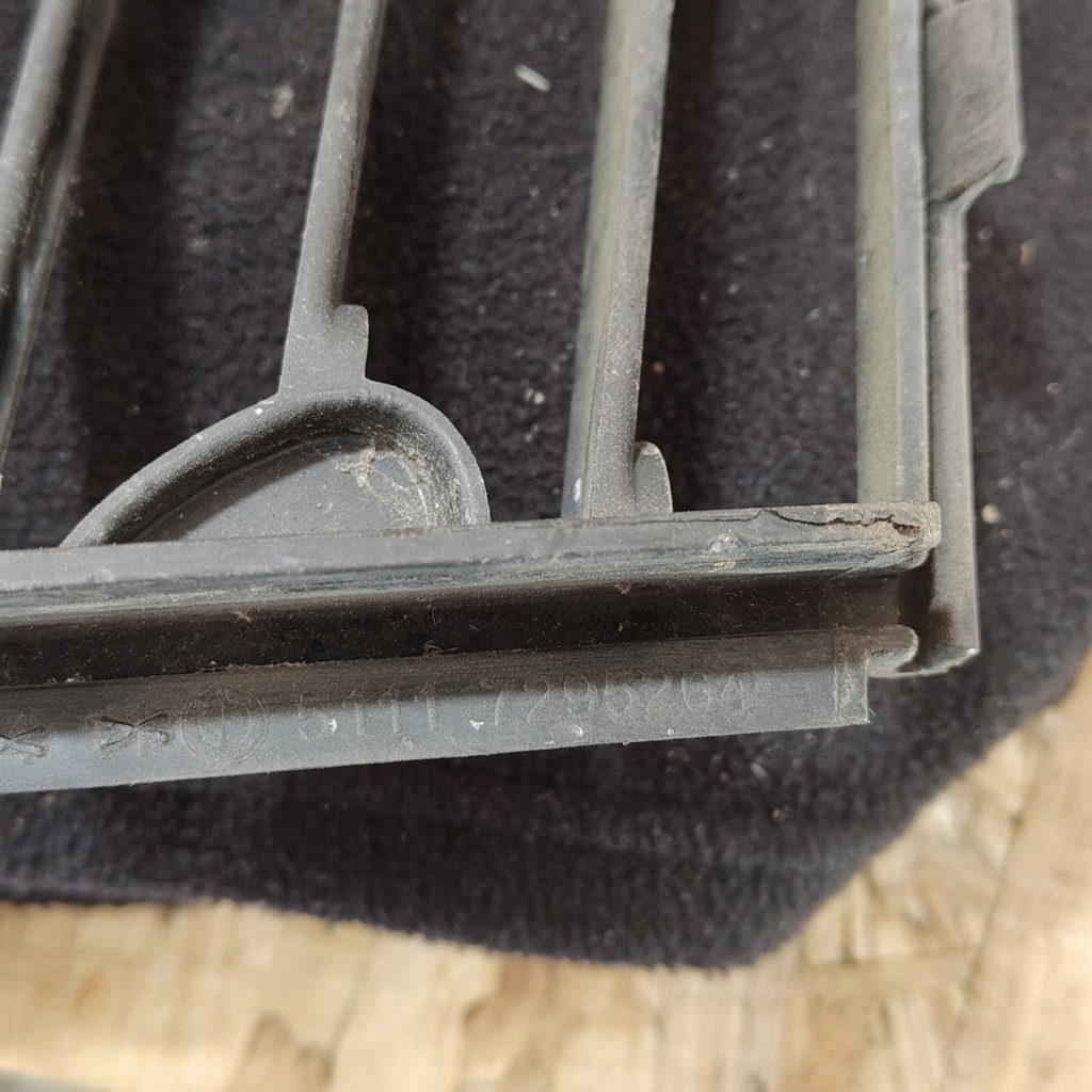 фото №13, Решётка бампера перед bmw 7 f01 51117295264