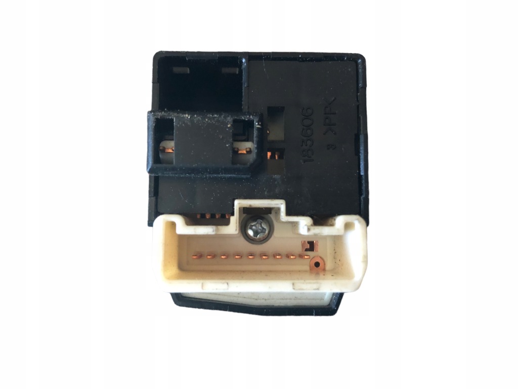 Subaru forester кнопки зеркал 84872-52030 Доставка