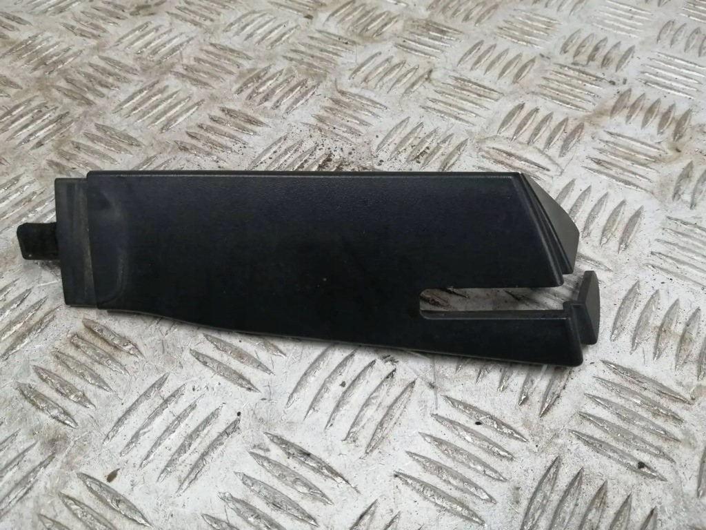 фото №1, Защита заглушка крыша правый задняя x-trail t32 904404cl0a