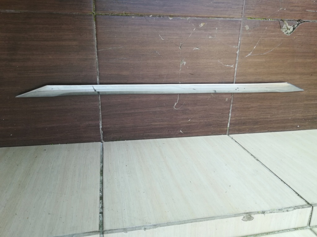 фото №1, Молдинг хром крышки багажника mercedes gle 167 оригинальный номер