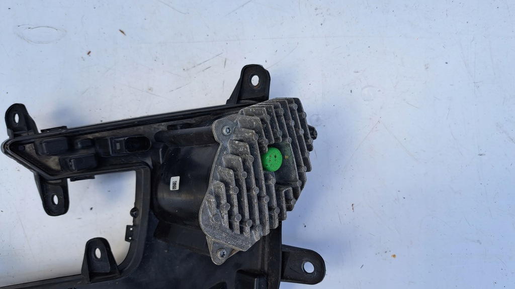 фото №12, Протитуманна фара led drl vw passat b8 gte правий