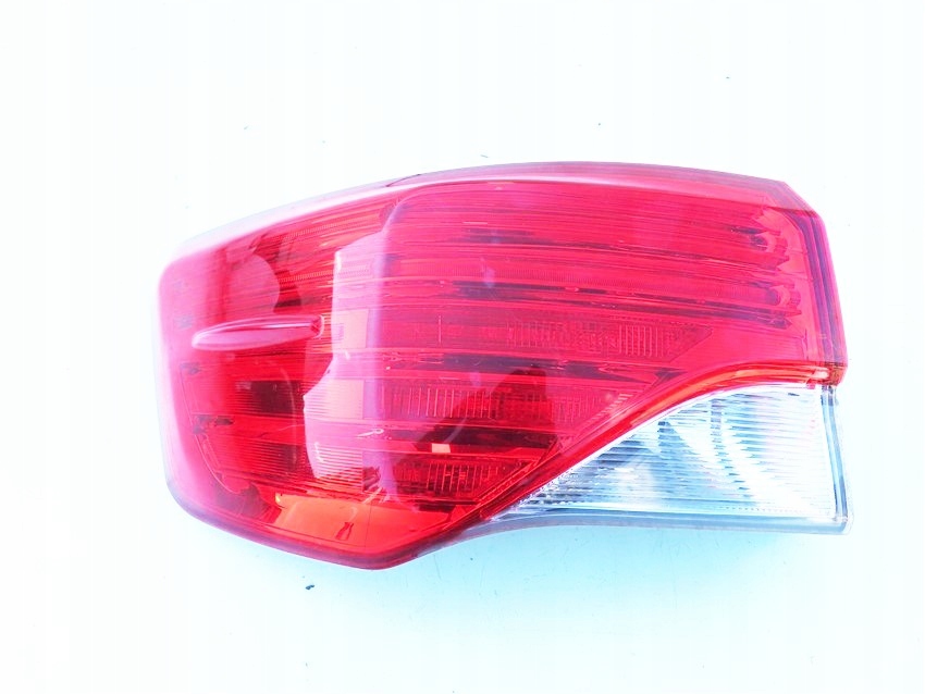 Купить Фара задняя левая toyota avensis 3 t27 2012-2015 год седан 81560-05280