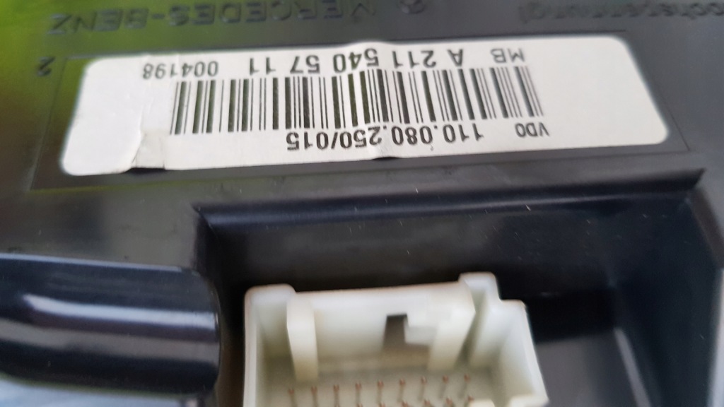 Mercedes w211 лічильник приладова панель 2.2 cdi a2115405711 в Україні