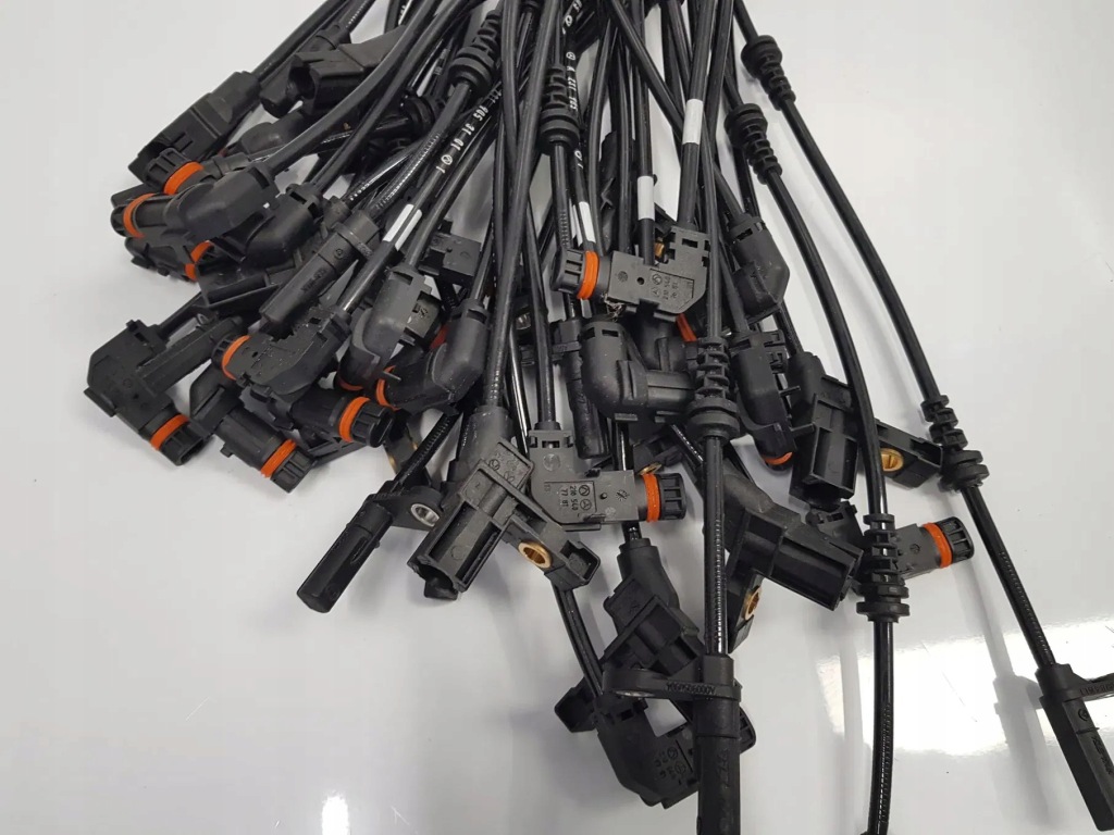 фото №6, Датчик скорости вращения колеса abs перед mercedes slk r172 a1725401405