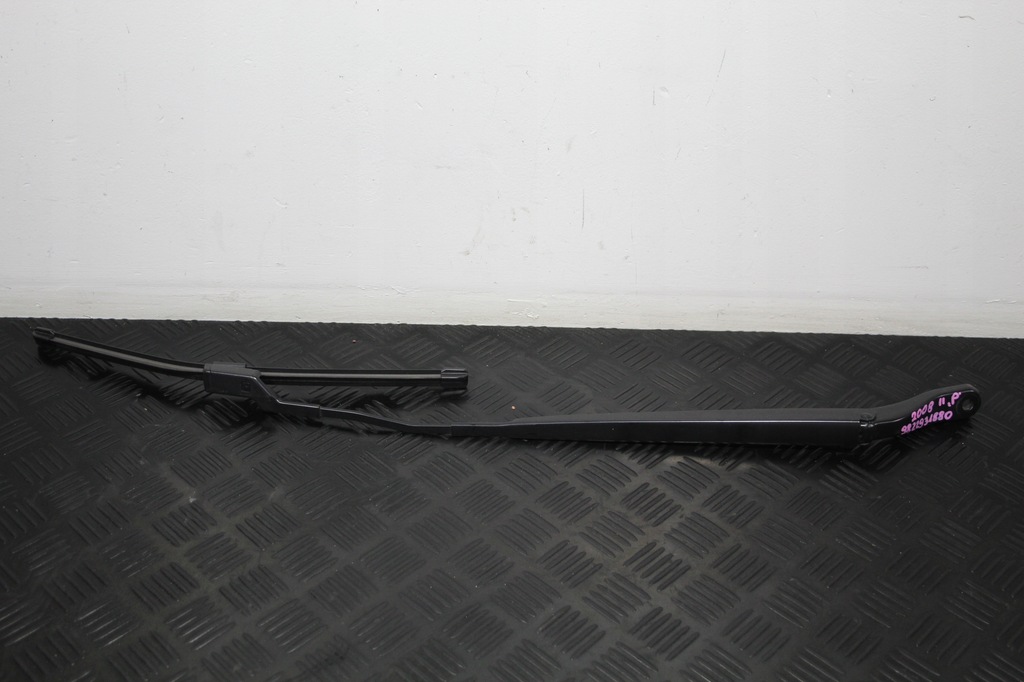 фото №1, Двірник важіль праве peugeot 2008 ii 2 9822931880