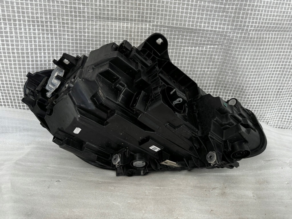 фото №3, Bmw f40 левая лампа full led