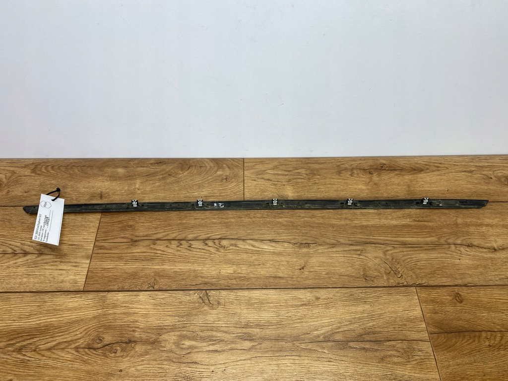 фото №5, Прокладка молдинг стекло лобовое ford explorer 2020+ usa