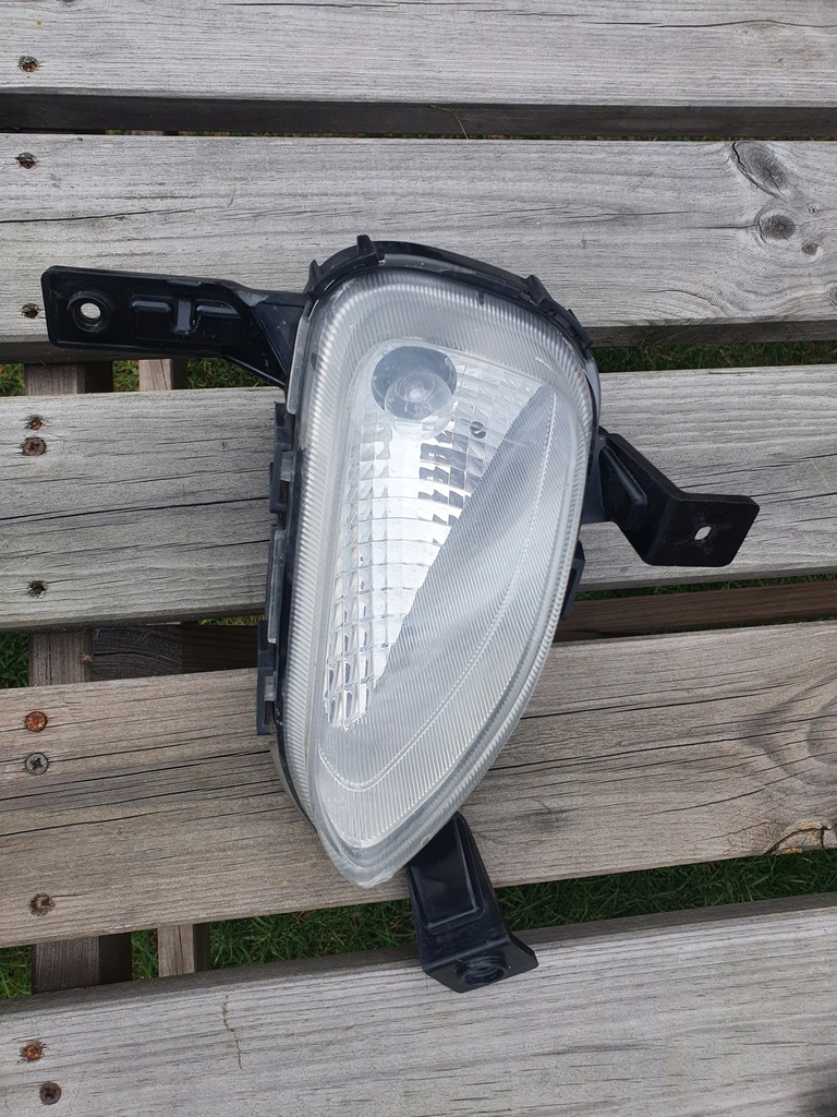 фото №1, Hyundai i20 lift противотуманная фара левый