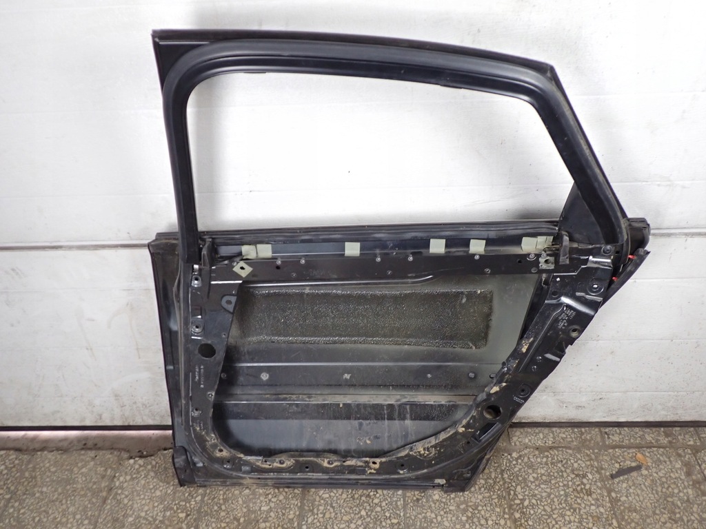 фото №10, Дверь правый задняя audi a8 s8 d3 5.2 4e0833554 версия короткий