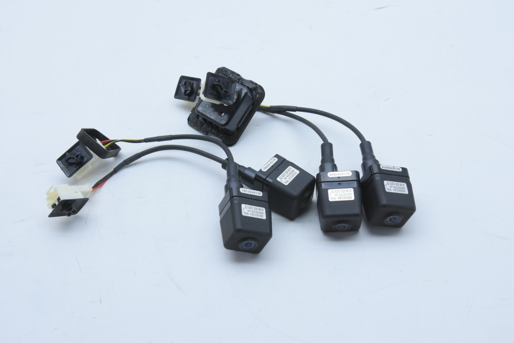 фото №1, Mercedes w251 камера заднього виду кришки задній