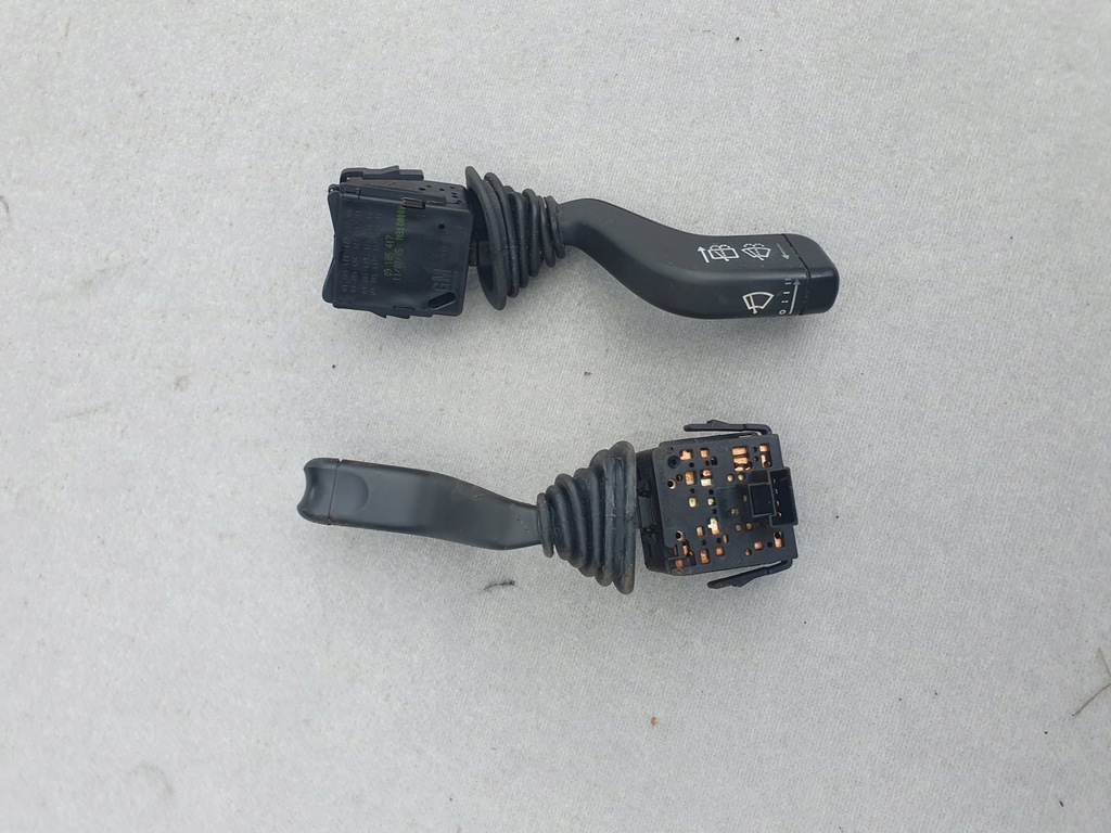 фото №8, Подголовник подголовники задняя opel meriva a 05 1.7 cdti 74kw z20r 2 штуки