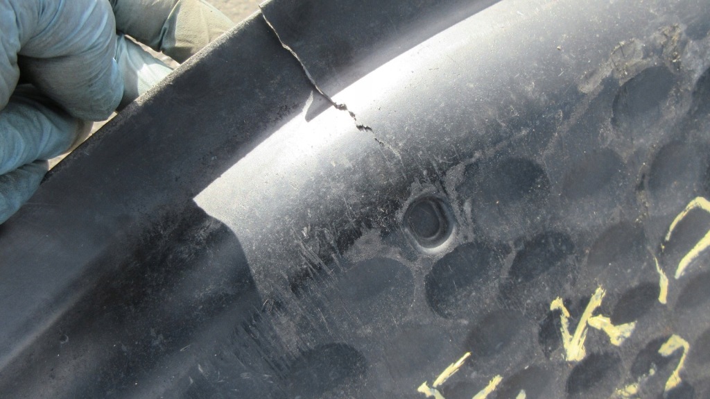 Купить Mercedes w219 cls a2195200123 накладка под двигатель