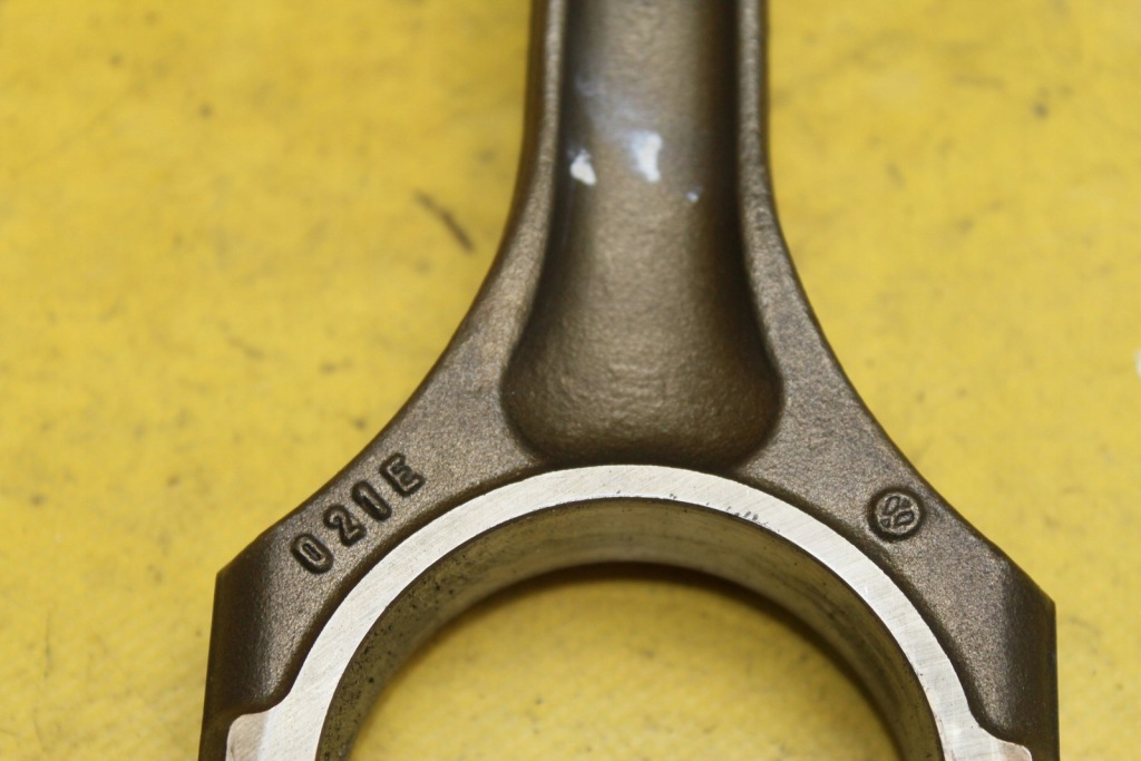 фото №5, Поршень шатун phaeton 3.2 fsi ayt 021e