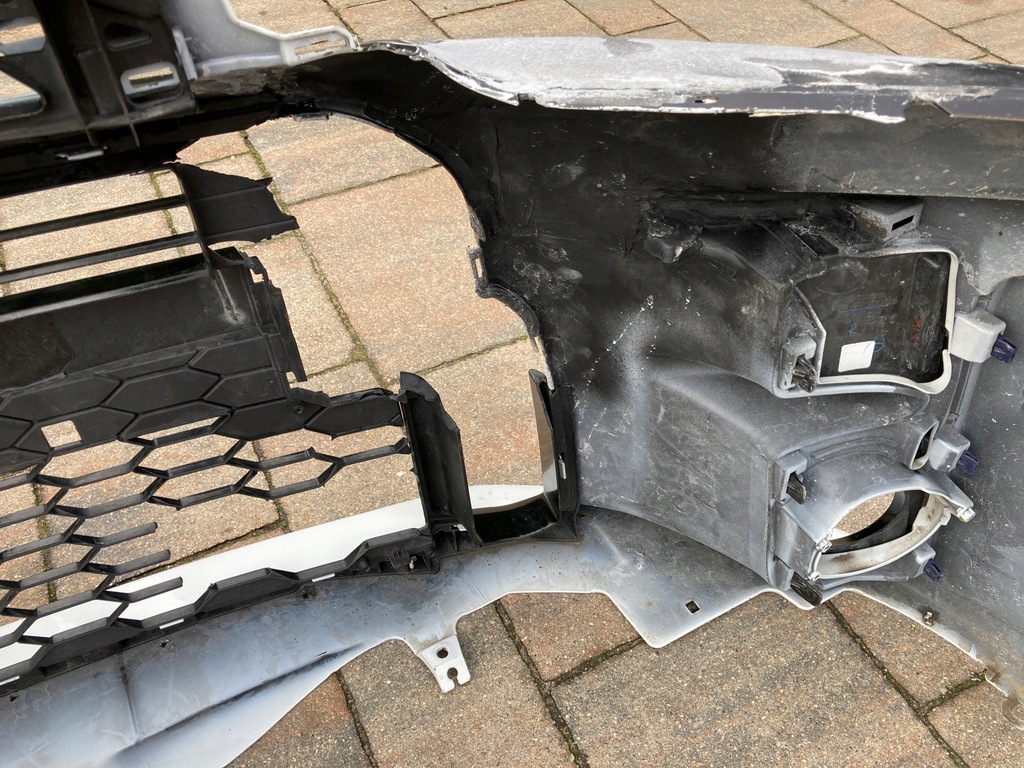 фото №15, Toyota yaris iv gr бампер перед orygi.