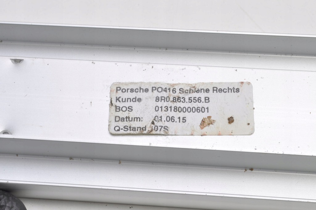 фото №8, Porsche macan напрямна напрямна багажника 8r0853556b