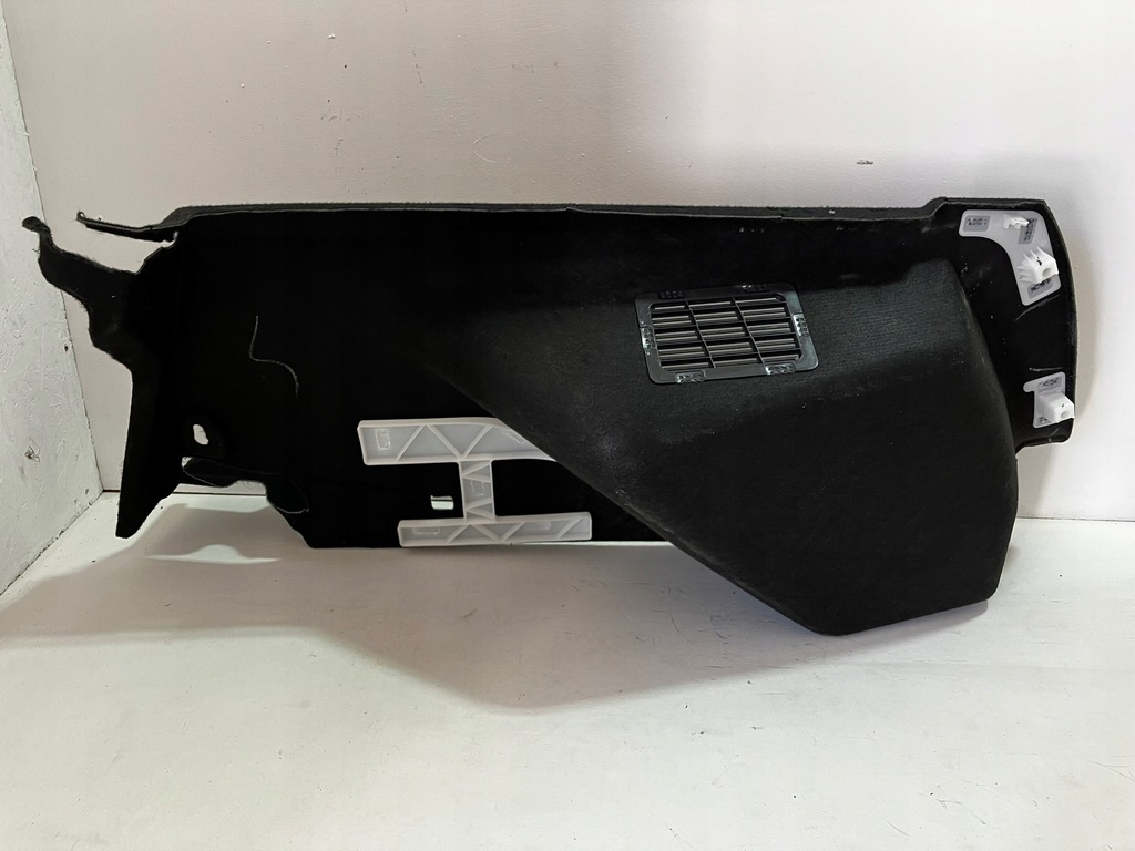 фото №10, Corolla e21 kombi обшивка обивка багажника левый