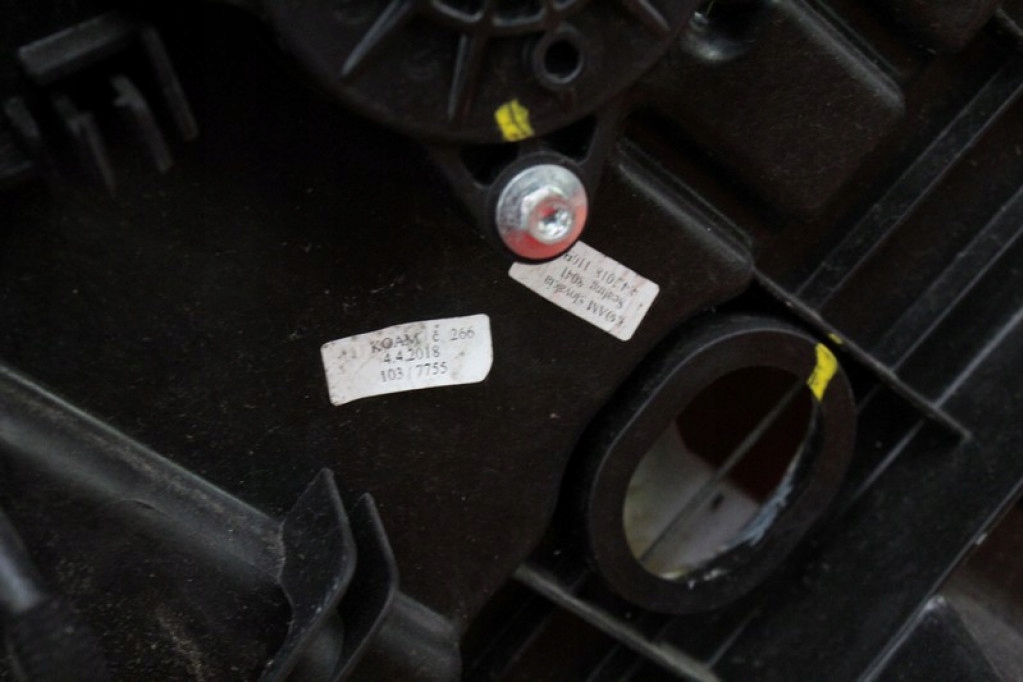 Підйомник скло праві задній 83480-a2041 kia ceed 2 2 універсал 15-18 Оригінал