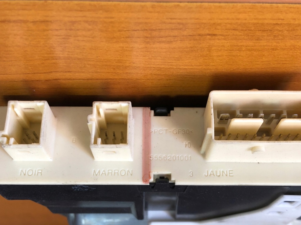 Citroen c8 двигун скло правий перед 1400794780 Київ