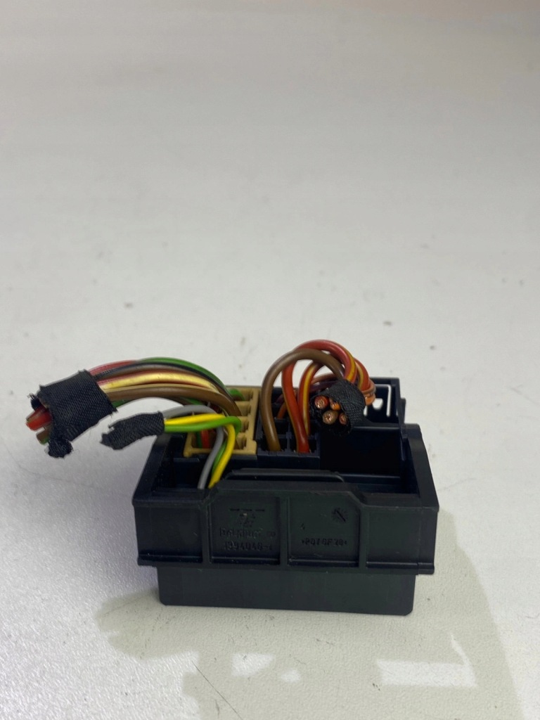 Штекер колодка радіо volkswagen passat b7 mid європа  up3 f в Україні