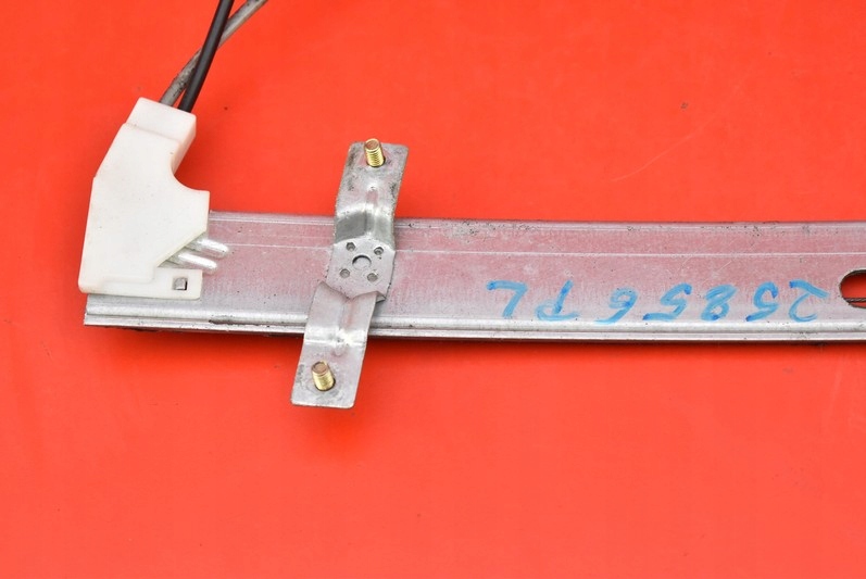 фото №3, Підйомник скло лівий перед mazda demio lift 99-07