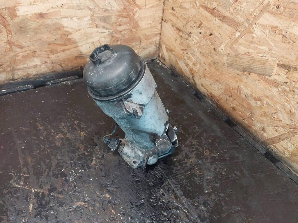 Купити Кронштейн / кронштейн фільтра оливи bmw 5 e39 525tds m51d25 256t1