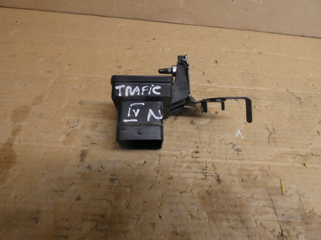 Купить Модуль реле свеча накаливания renault 110675590r