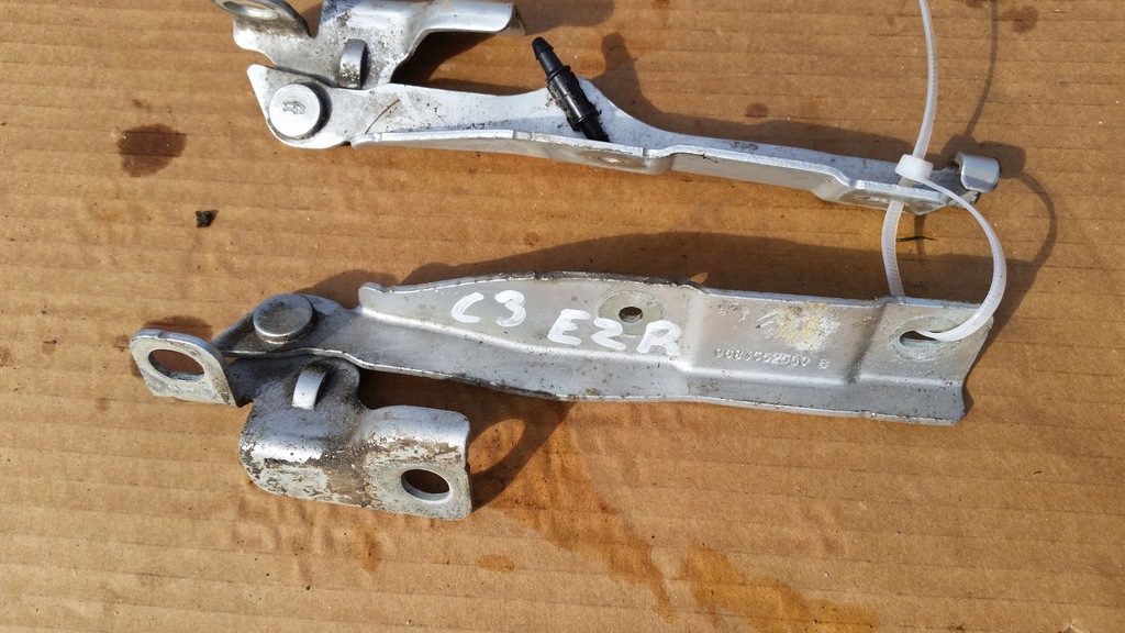 фото №3, Петли капот citroen c3 ii ds3 ezr 9683552580